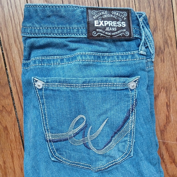 💙 Express skinny Jeans 💙 - Picture 9 of 9